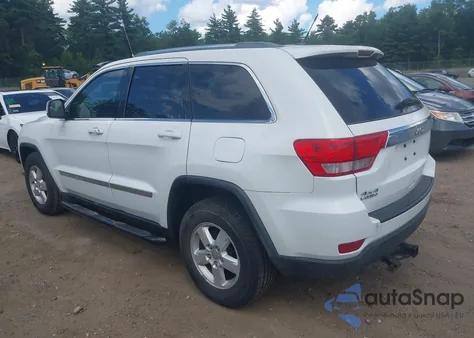 2013 Jeep Grand Cherokee Laredo z USA, uszkodzony, nr VIN 1C4RJFAG7DC536466